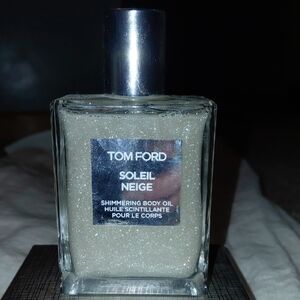 Nwob Tom Ford Soleil Neige Shimmering body oil